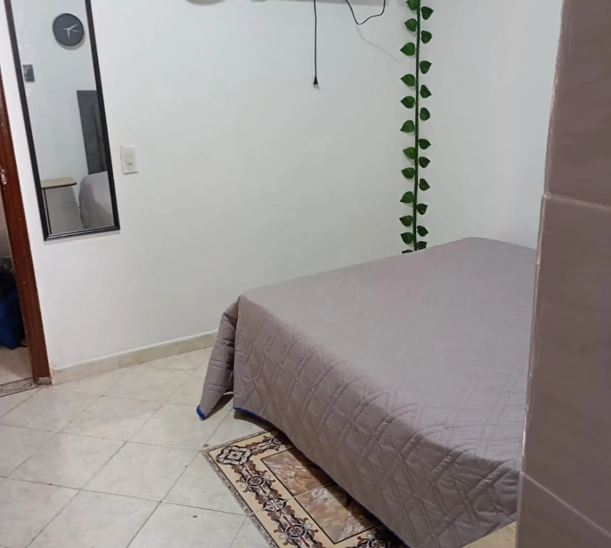 Residencia En Comuna 13 Medellin